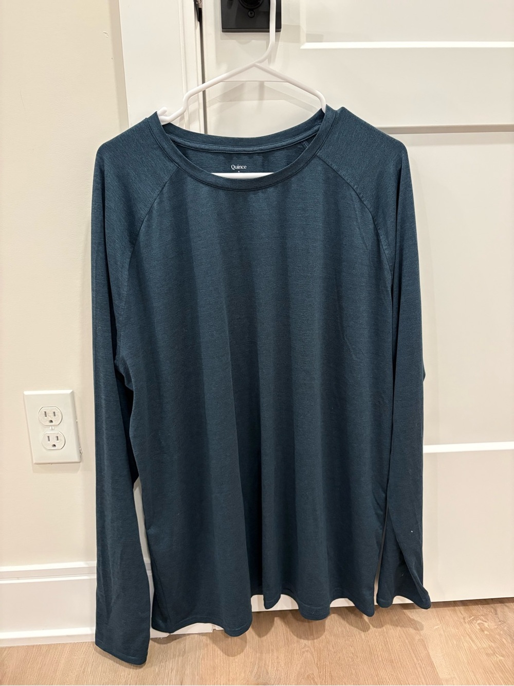 Men’s Quince Flow knit Breeze Performance Long Sleeve Size XL